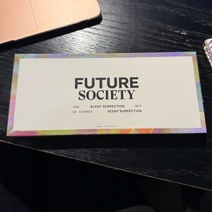 Future Society Discovery Set